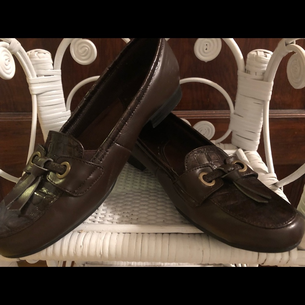 SBicca Brown Tassel Loafers Size 7M